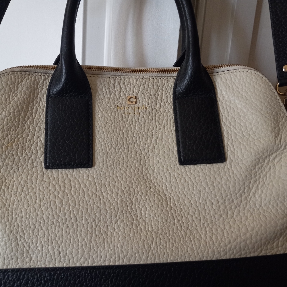 Kate Spade White & Navy Purse with Top Handle & Detachable Strap
